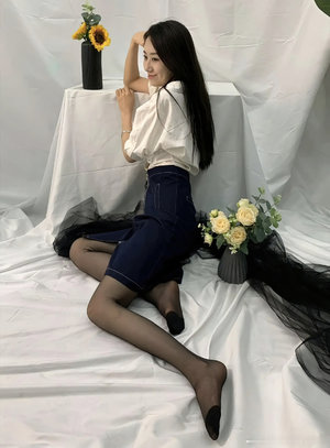 6个人换着躁我一个爽视频软件